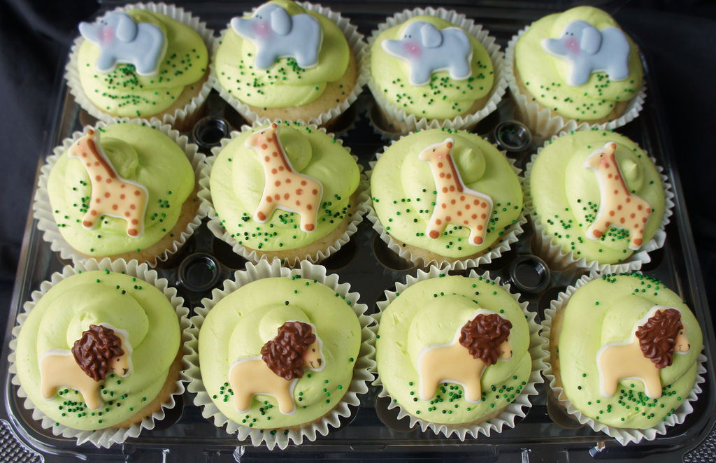 Safari Baby Shower Cupcakes