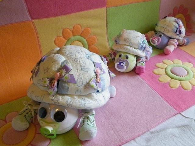 Turtle Diaper Cake Instructions