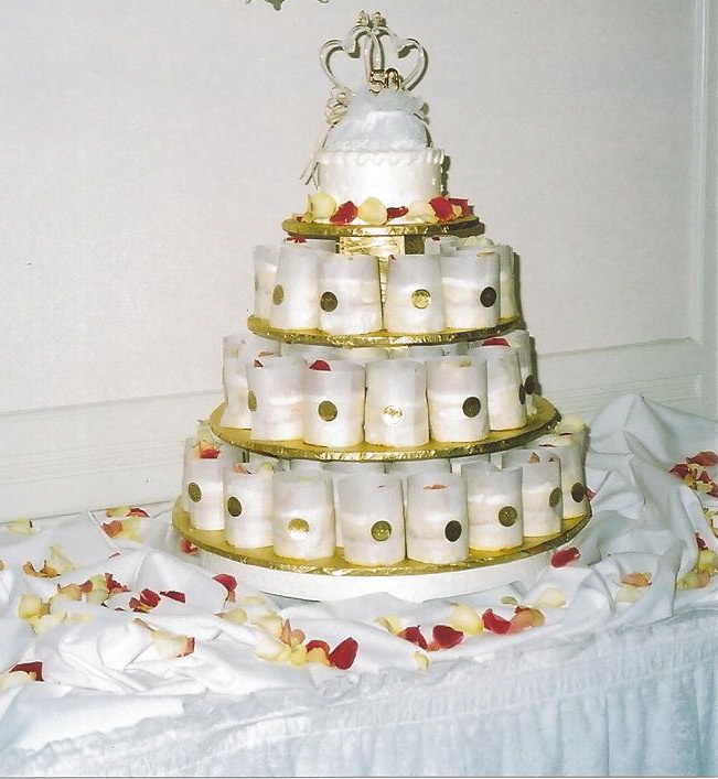 50th Anniversary Sheet Cake with Cupcakes