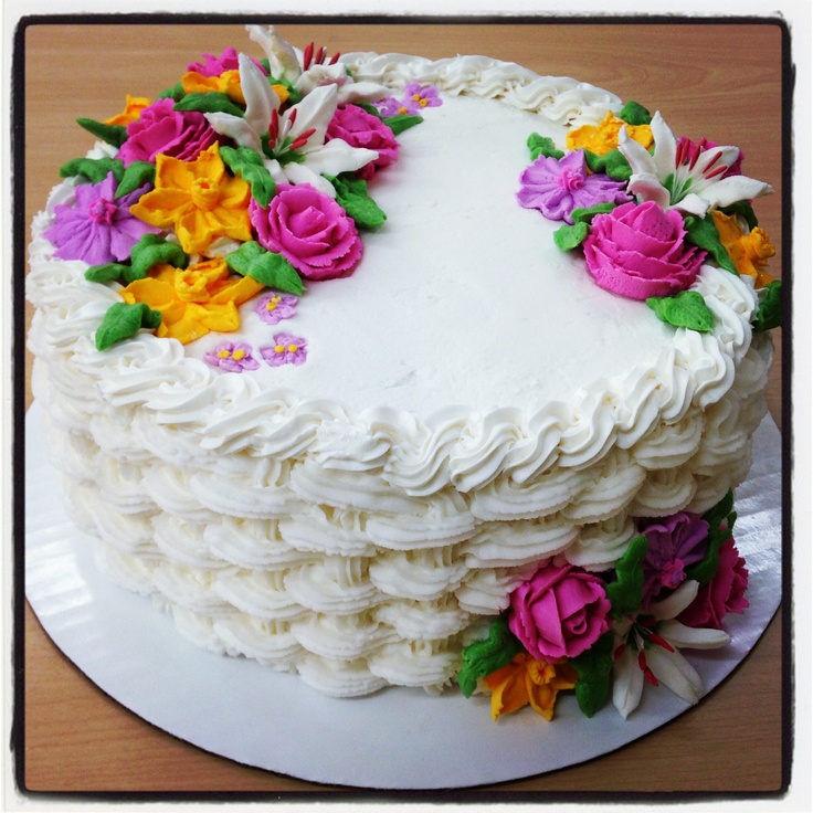 Cake with Buttercream Icing Flowers