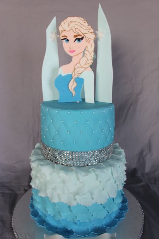 Disney Frozen Birthday Cake