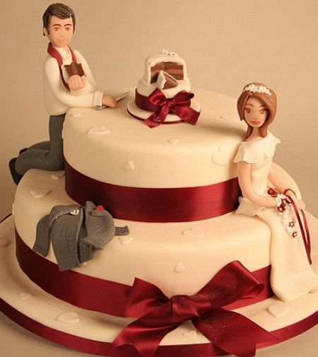 8 Photos of Funny Engagement Cakes