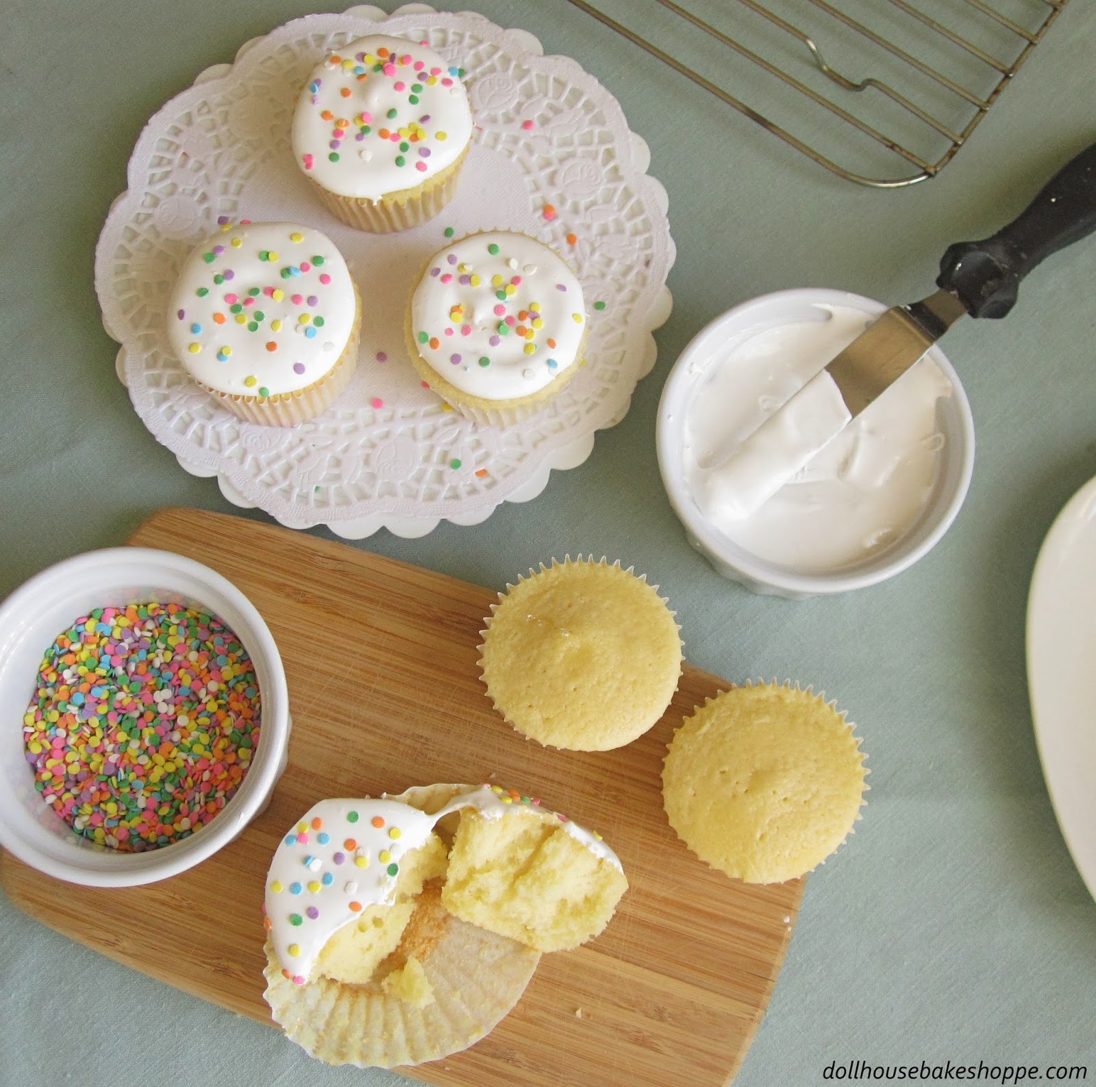 Homemade Vanilla Cupcakes From Scratch