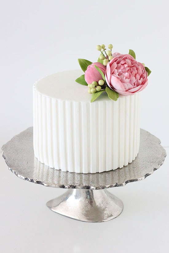 Single Tier Wedding Cake