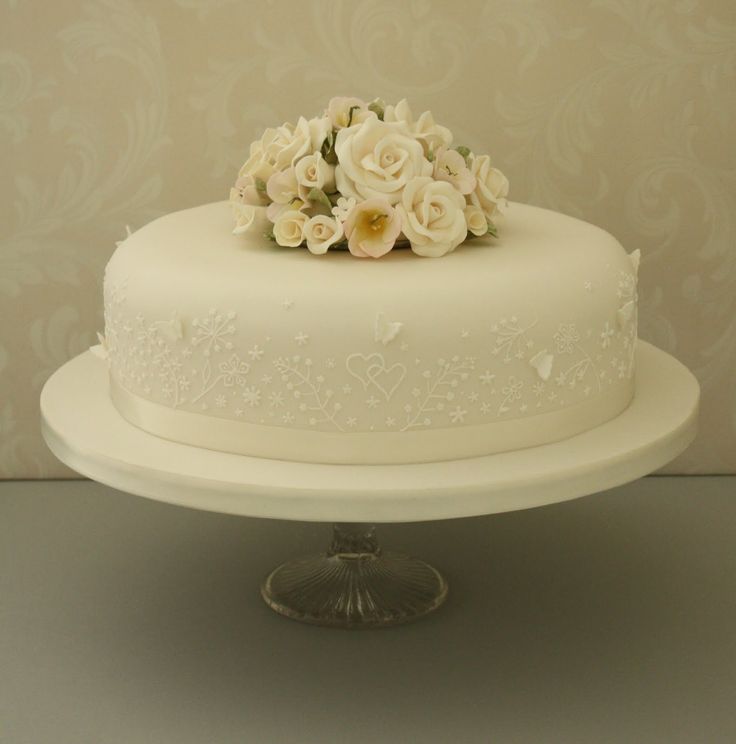 Single Tier Wedding Cake