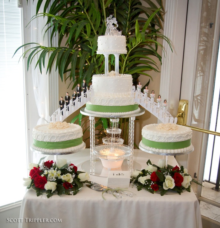 11 Bridge Themed Wedding Cakes Photo Wedding Cakes With Bridges