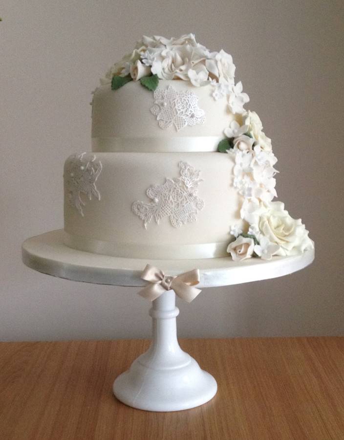 2 Tier Wedding Cake