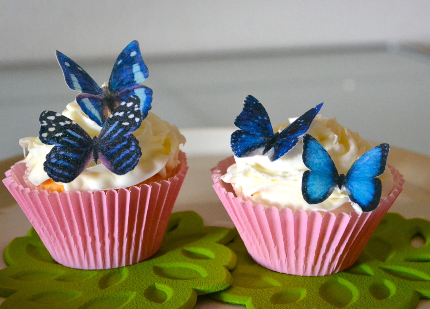 7 Sugar Butterflies For Cupcakes Photo Sugar Butterfly Cupcakes