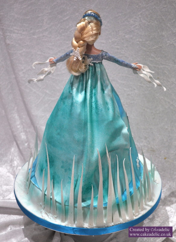 9 Photos of 10 Frozen Princess Cakes