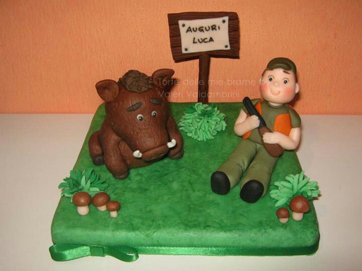 Hog Hunting Birthday Cake