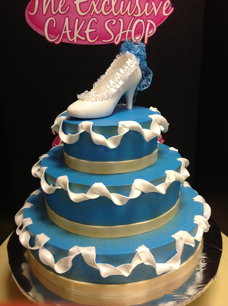 Cinderella Sweet 16 Cake