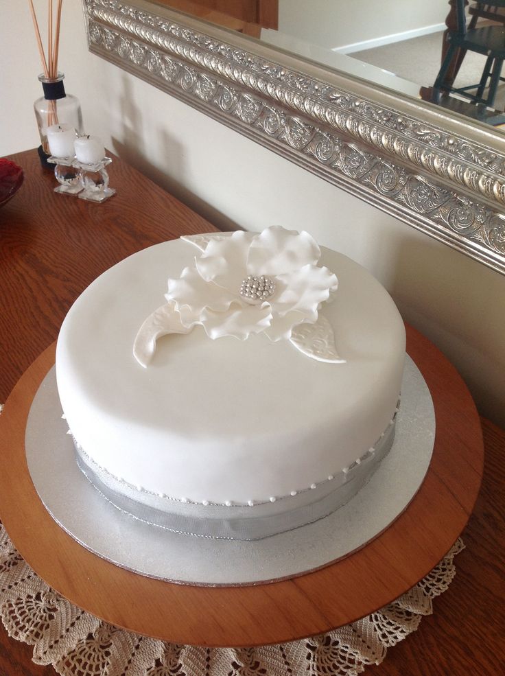 Small White Anniversary Cake