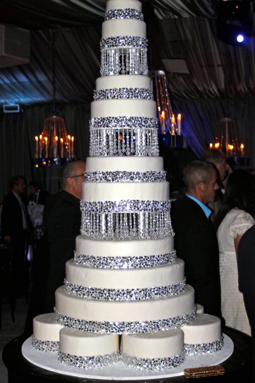 12 Huge Tall Wedding Cakes Photo Big Elegant Wedding Cakes Big Wedding Cake And Wedding Cake 5973