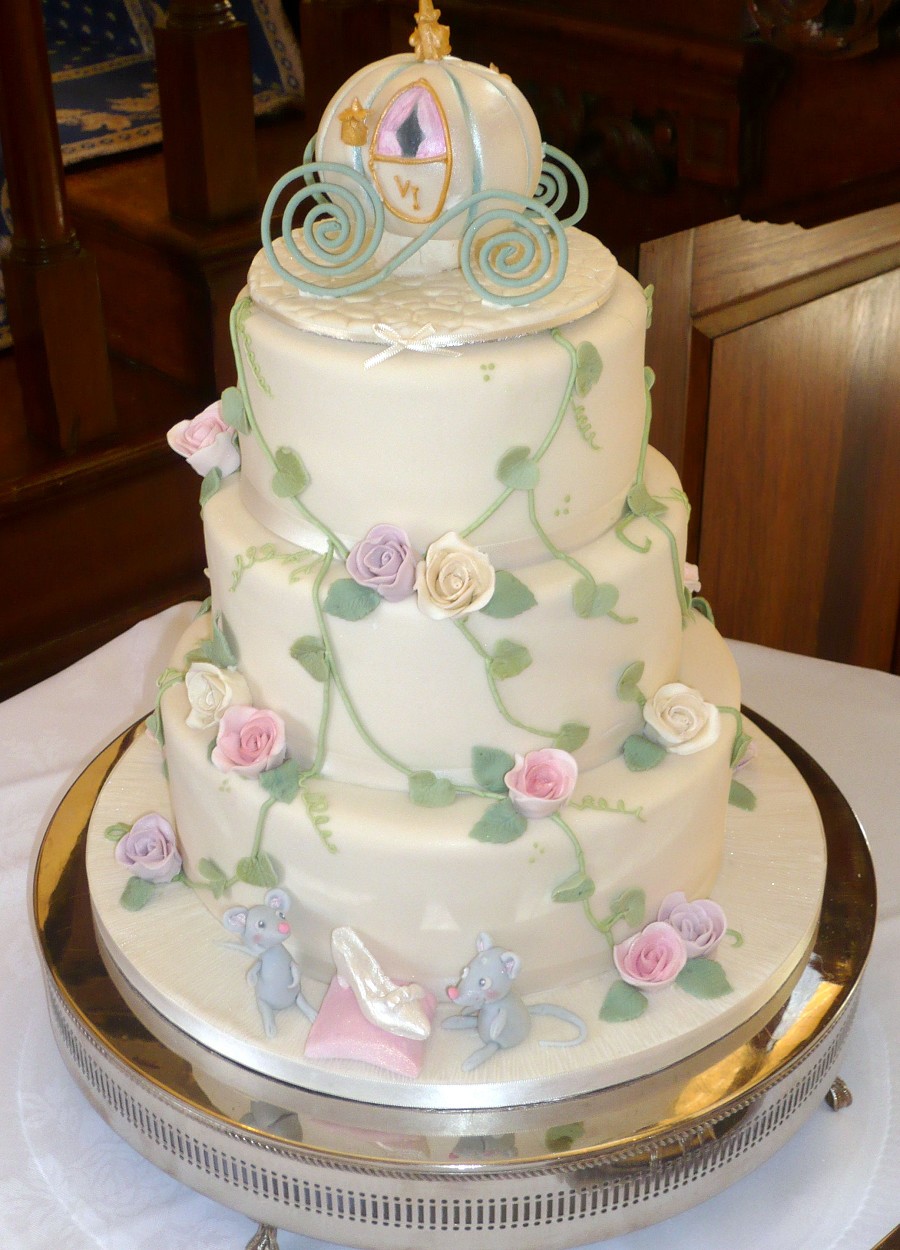 9 Cinderella Wedding Cakes 2014 Photo Cinderella Wedding Cake