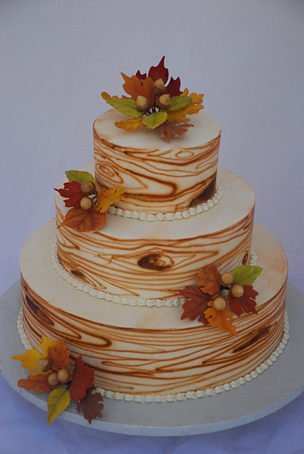 10 2 Tiered Cakes With Fall Leaves Photo Fondant Cakes With Fall