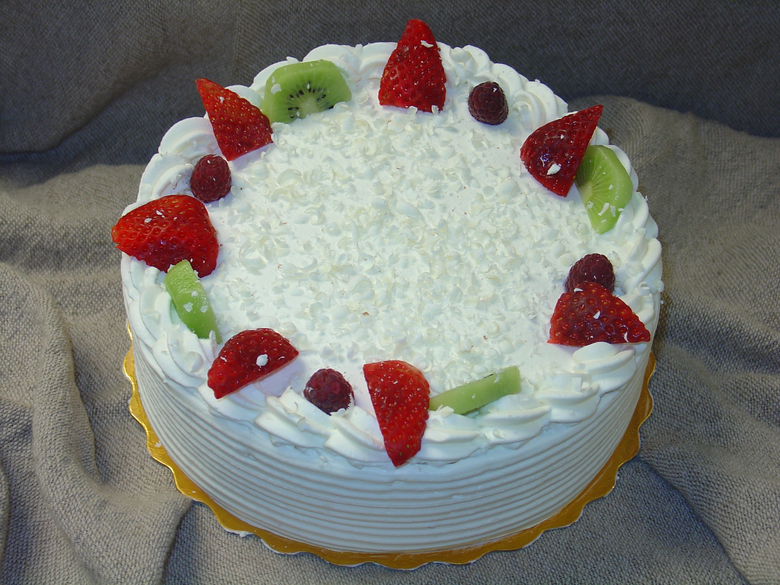 Fruit Basket Cake