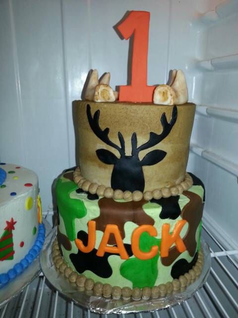 Hunting Deer with Antlers Cake