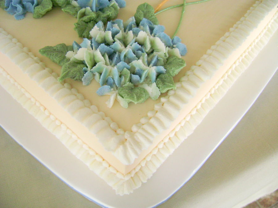 Hydrangea Sheet Cake