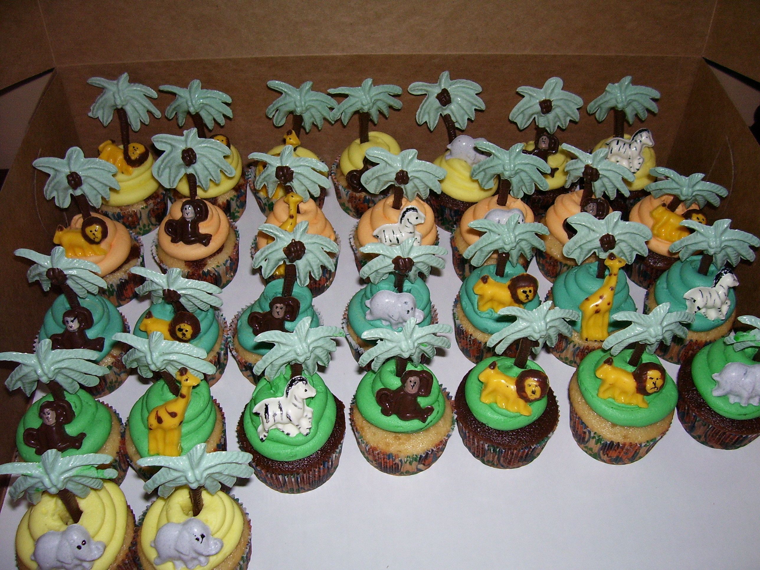 6 The King Of Jungle Baby Shower Cupcakes Photo Jungle Theme