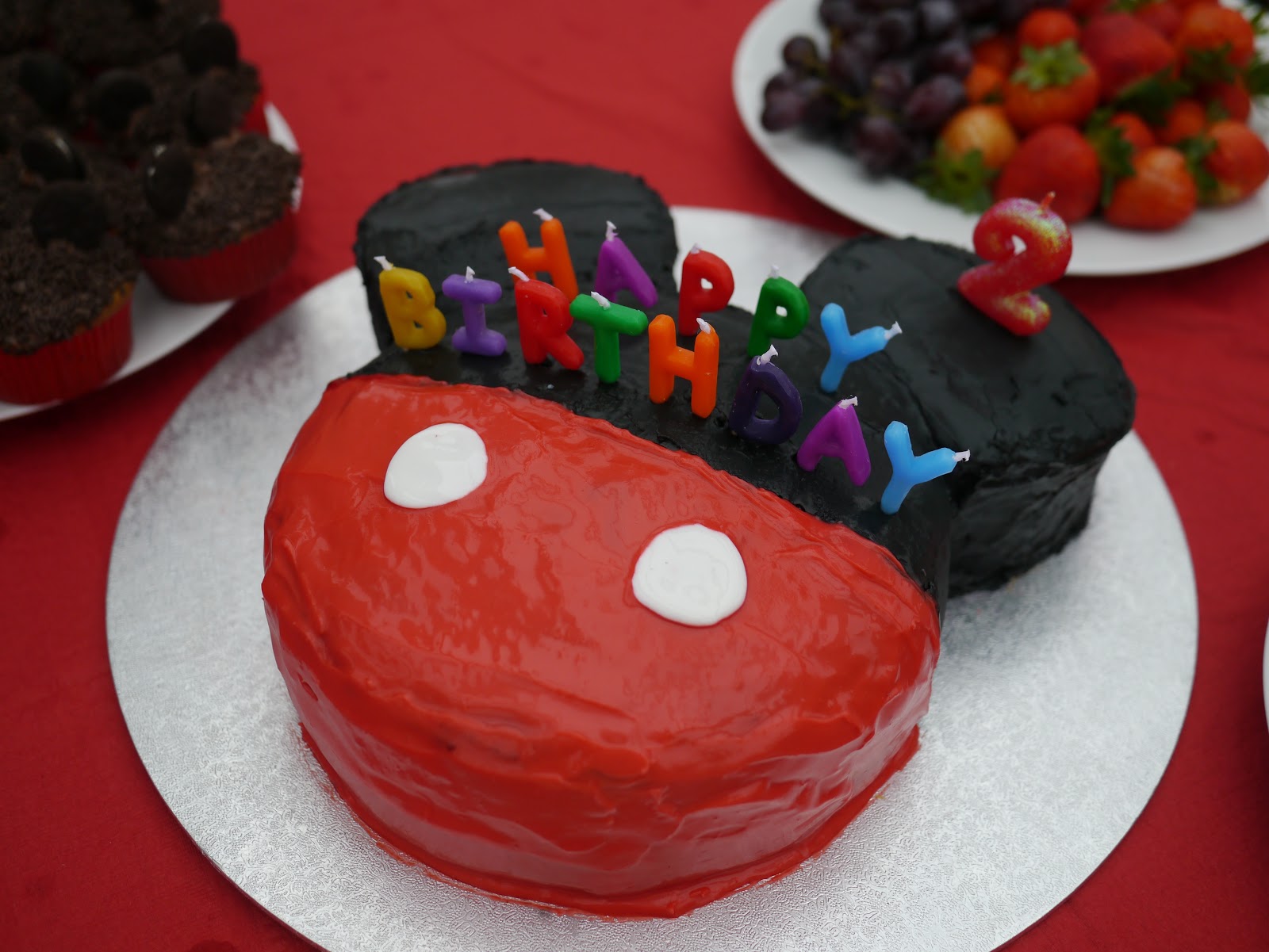 DIY Mickey Mouse Birthday Cake