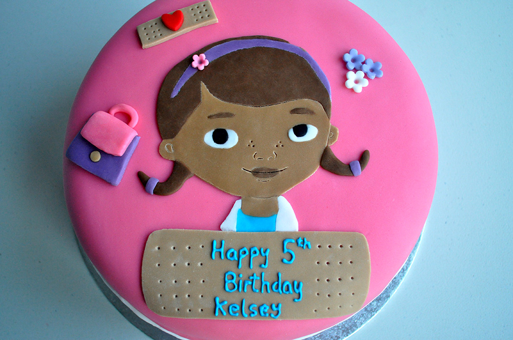 Doc McStuffins Cake