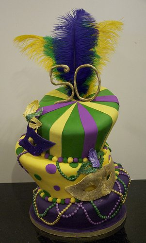 8 Mardi Gras 50th Birthday Cakes Photo - Mardi Gras Themed 50th ...