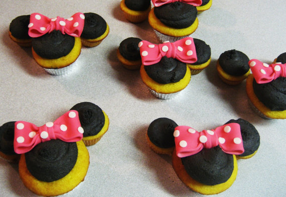 Minnie Mouse Edible Bow Cupcake Toppers