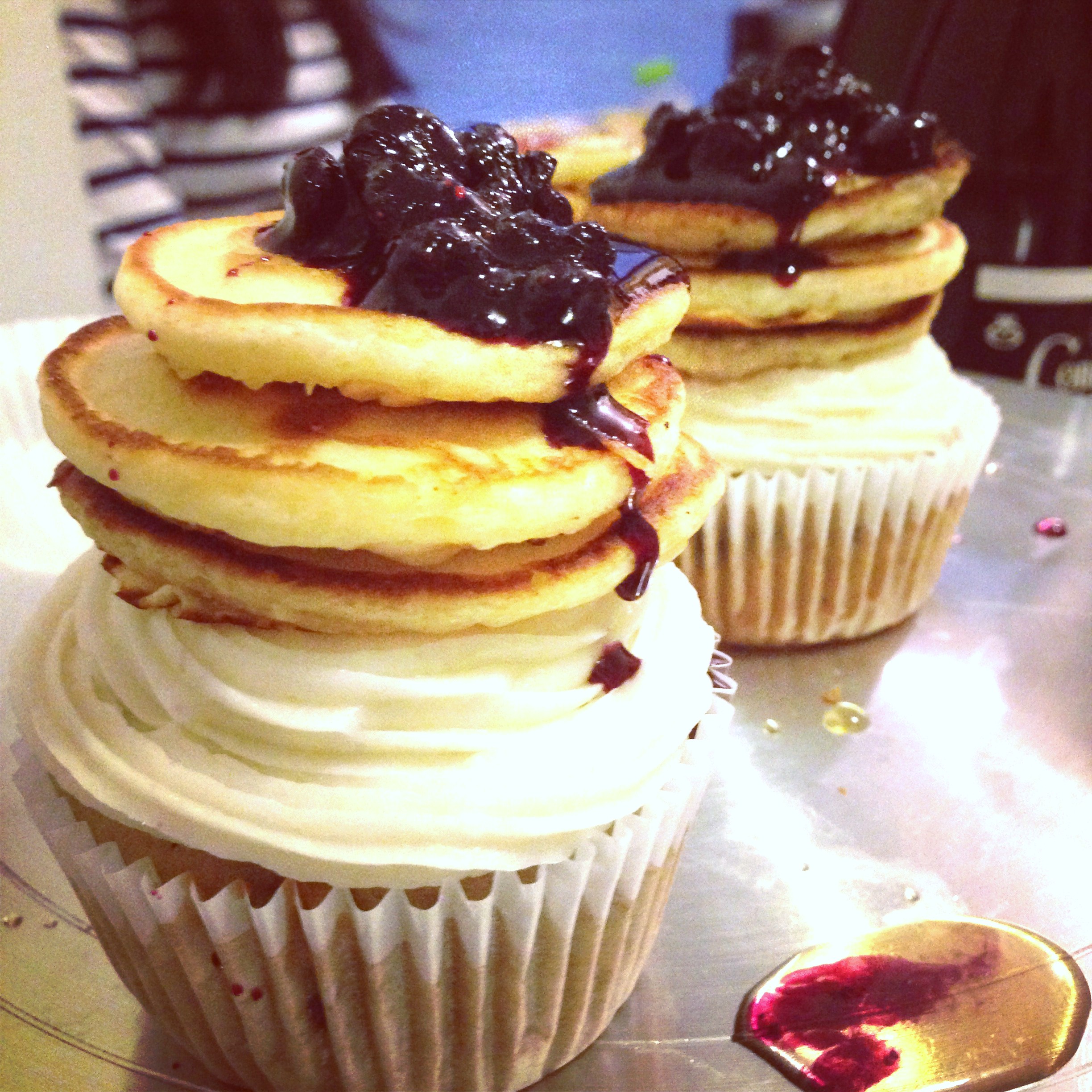 Pancake Cupcakes with Maple Frosting