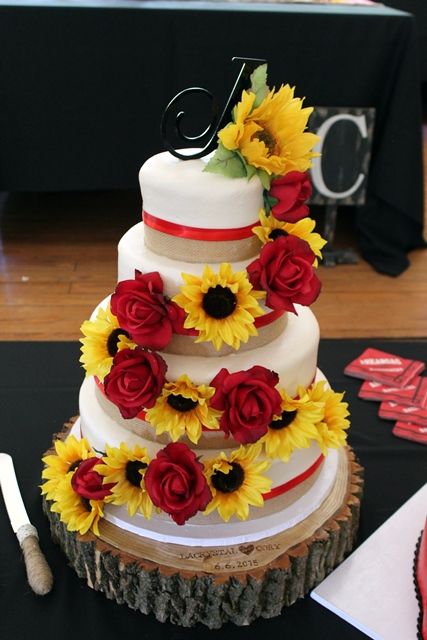 12 Sunflowers Roses And White Wedding Cakes Photo Roses And