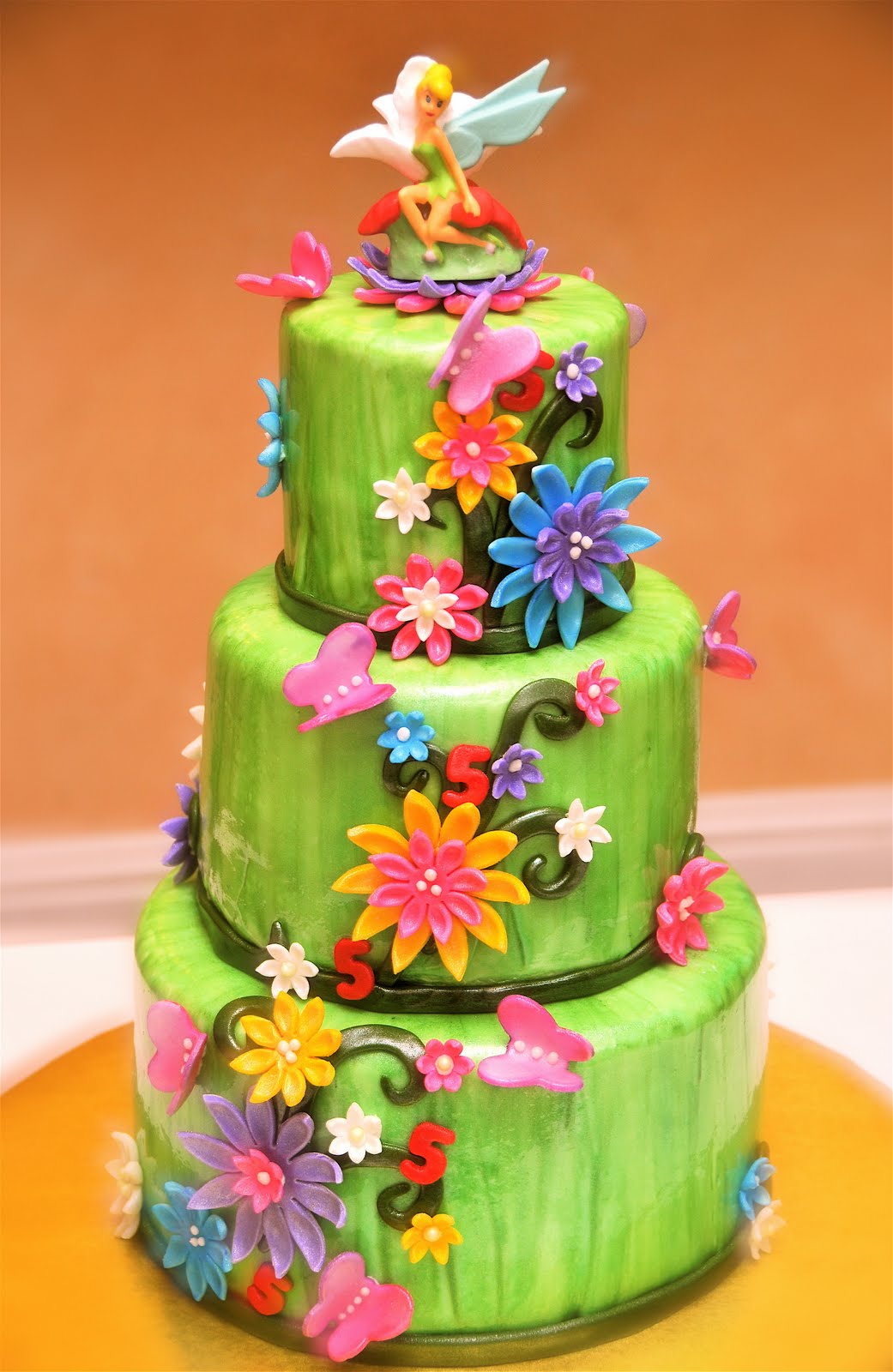 Tinkerbell Flower Birthday Cake