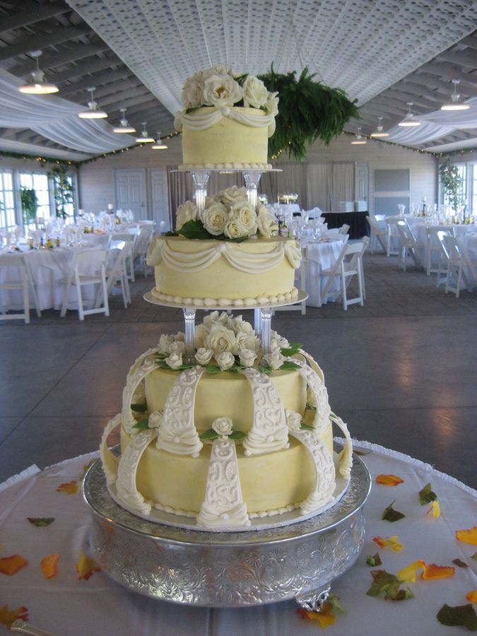 Wilton Wedding Cake Pillars