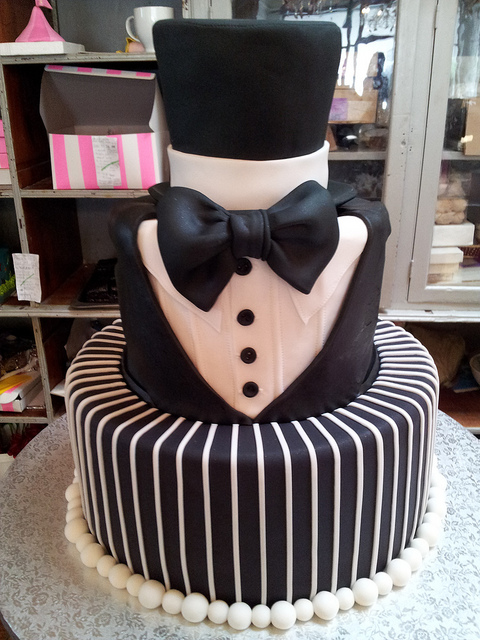 Black and White Tuxedo Cake