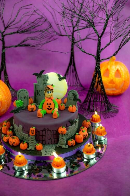 Cool Halloween Cake