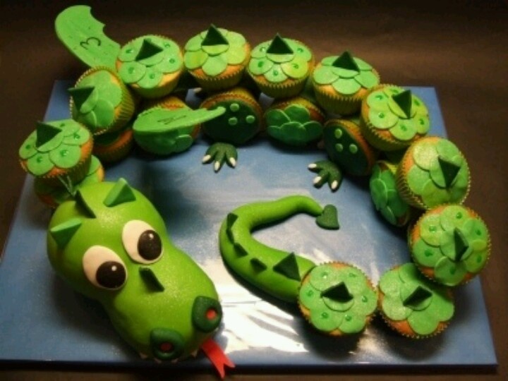 Dragon Cupcake Cake