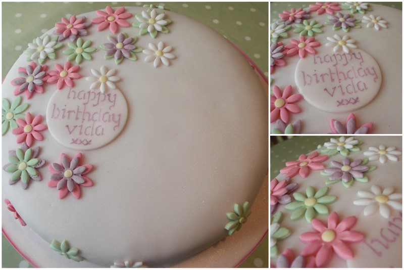 Pretty Flower Birthday Cake