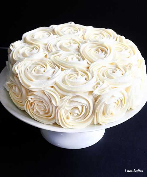 7 Photos of Cakes Decorated With Frosting Roses