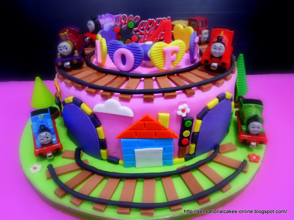 Thomas Train 3D Cake