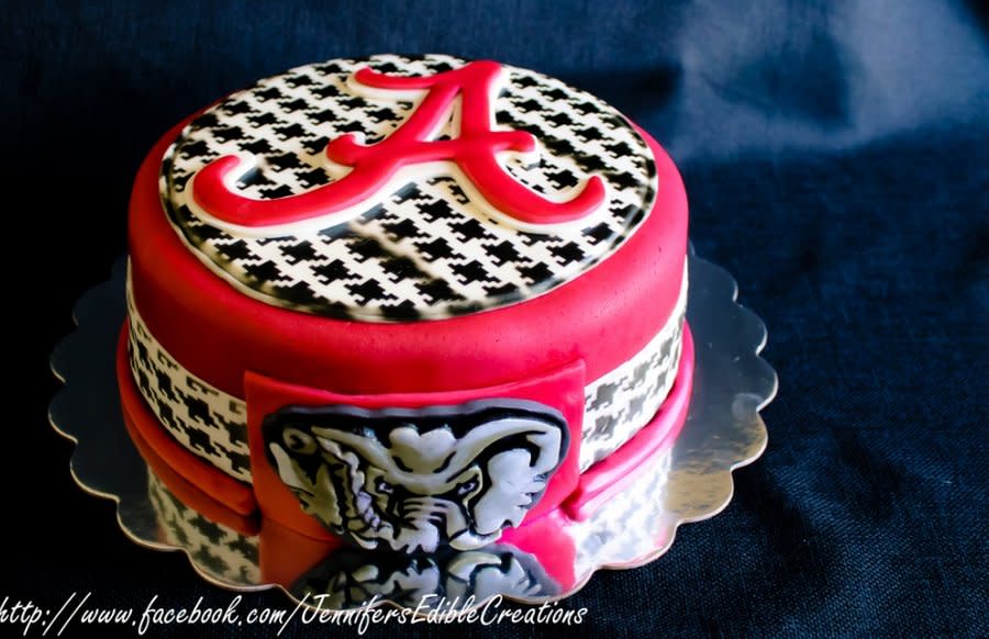 Alabama Crimson Tide Birthday Cake