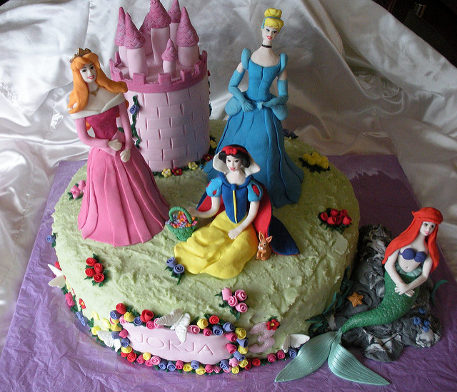 Awesome Disney Princess Cake