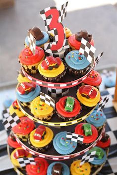 12 Photos of Cars Birthday Cupcakes