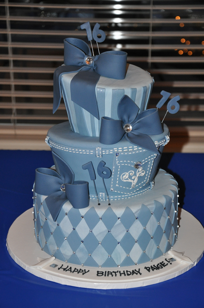 5 Diamond Sweet 16 Birthday Cakes Photo Denim And Diamond Cake