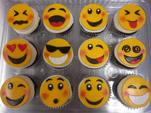 Emoji Birthday Cake Cupcakes