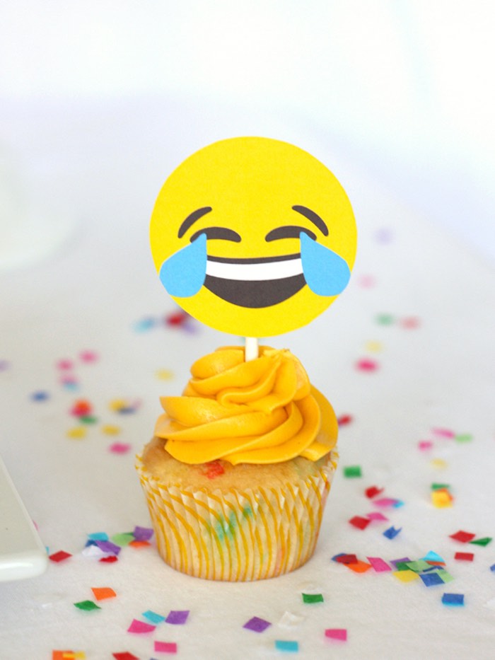 Emoji Teen Birthday Party Ideas