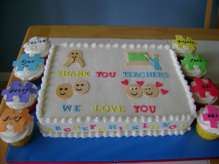 Preschool Graduation Cake