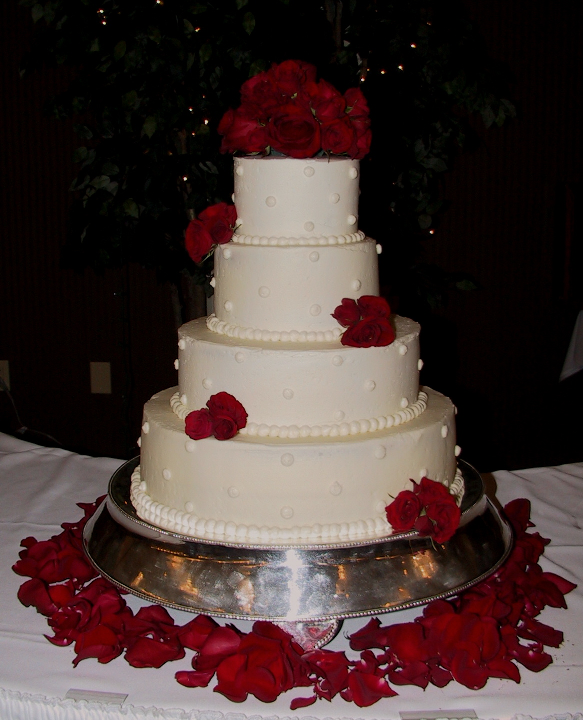 Red and White Wedding Cake