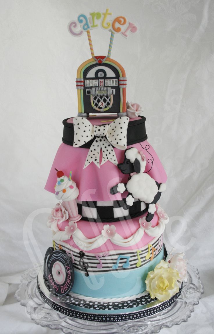 12 Photos of 50s Sock Hop Birthday Cakes