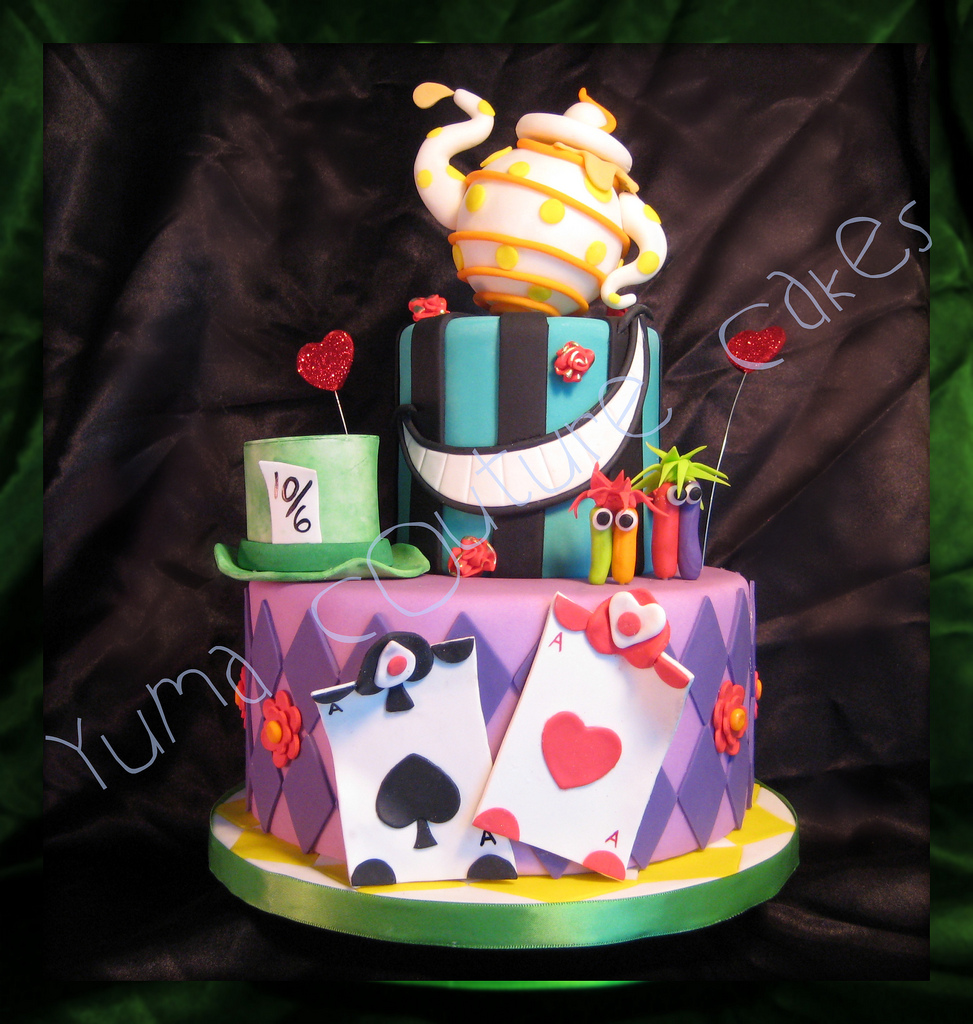 11 Photos of From Alice In Wonderland Cakes