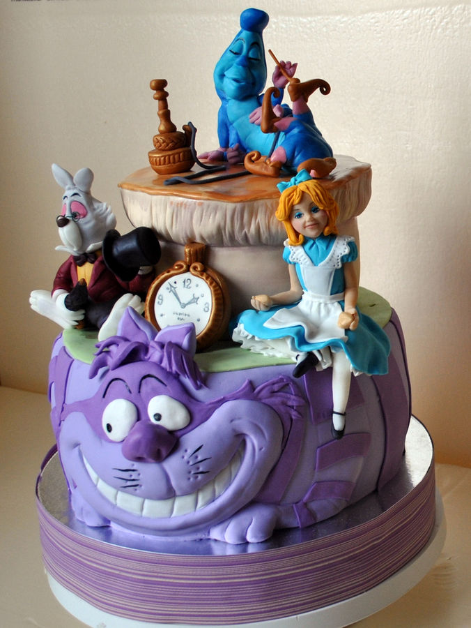 Alice Wonderland Birthday Cake