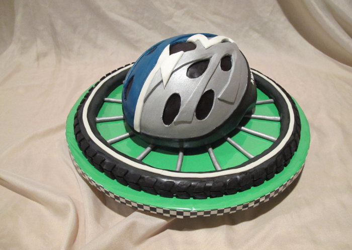 Bicycle Themed Birthday Cake