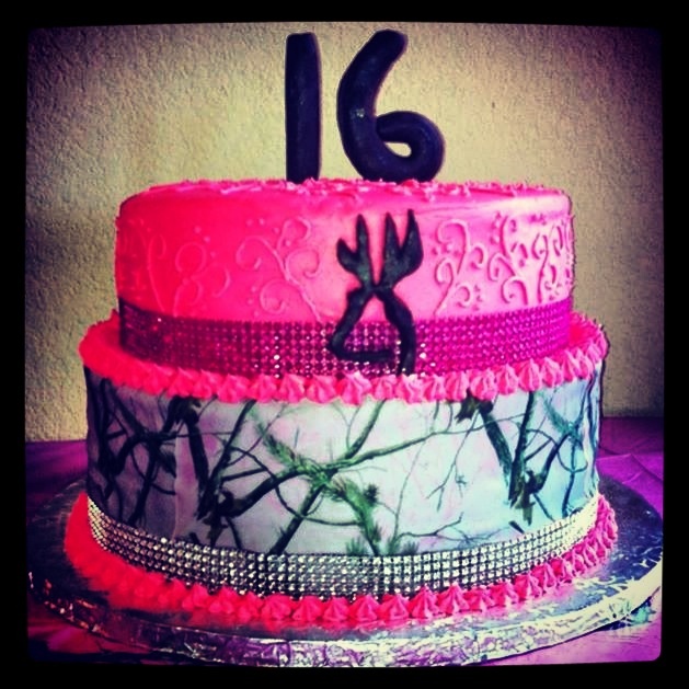 11 Photos of Sweet Sixteen Camo Birthday Cakes